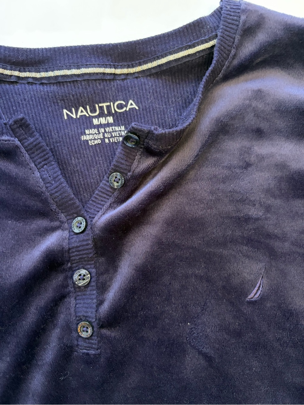 Nautica Soft Purple Three-Button Henley Shirt in Medium